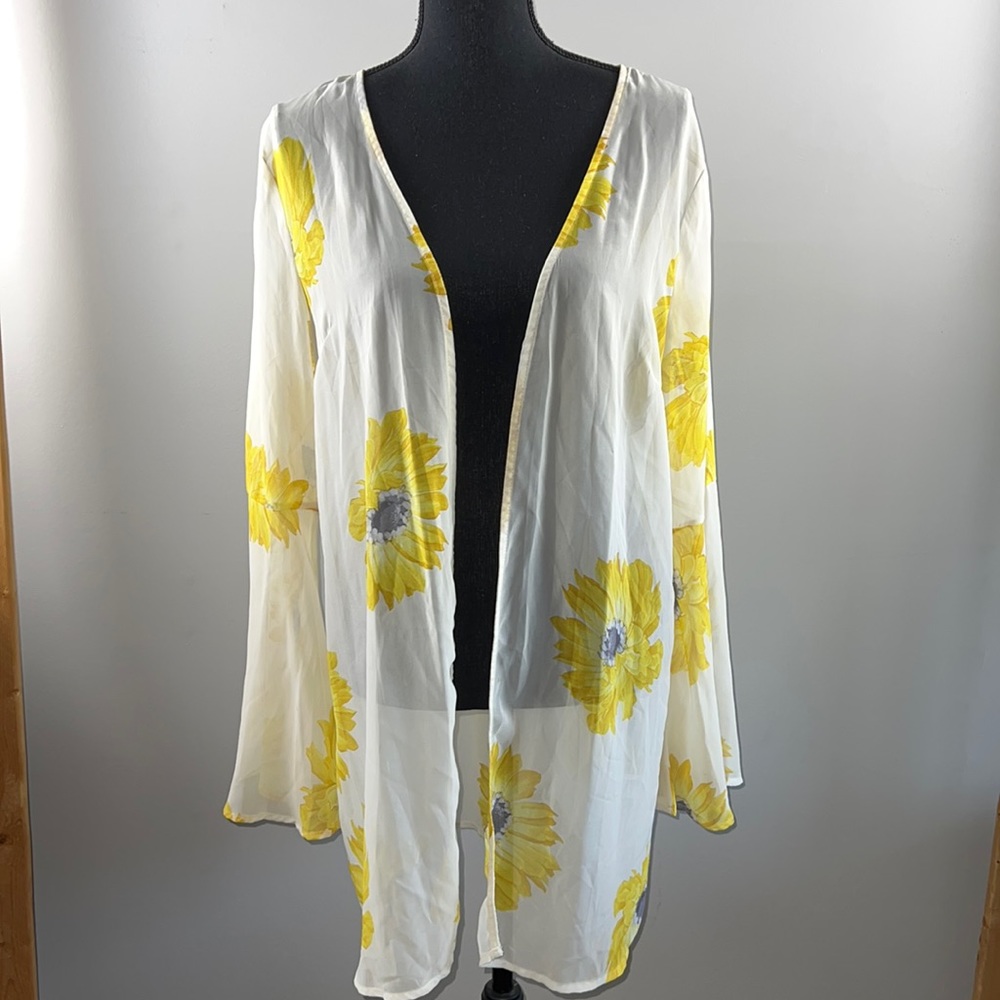 Sunflower kimono by Altar’d State - Picture 3 of 6